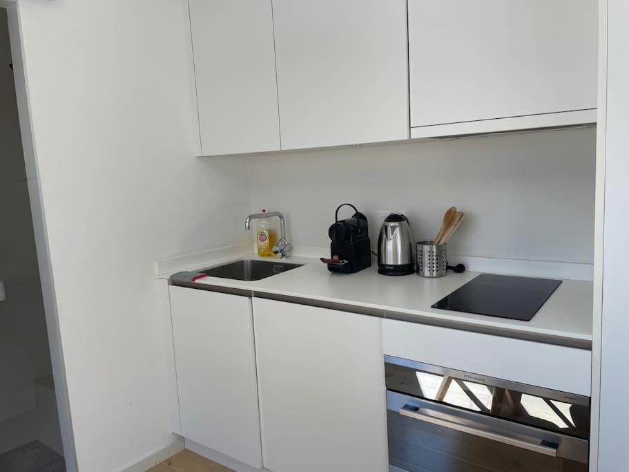 Studio Proche De La Gare ! Apartment Lausanne Luaran gambar