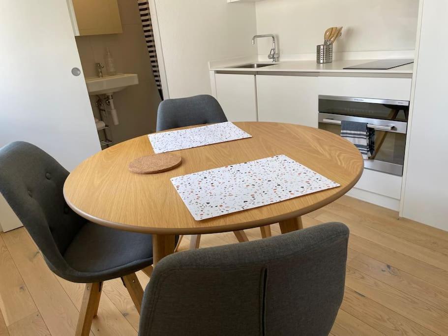 Studio Proche De La Gare ! Apartment Lausanne Luaran gambar